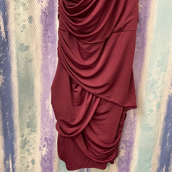 Akira Chicago red label plum body con dress - Picture 4 of 5